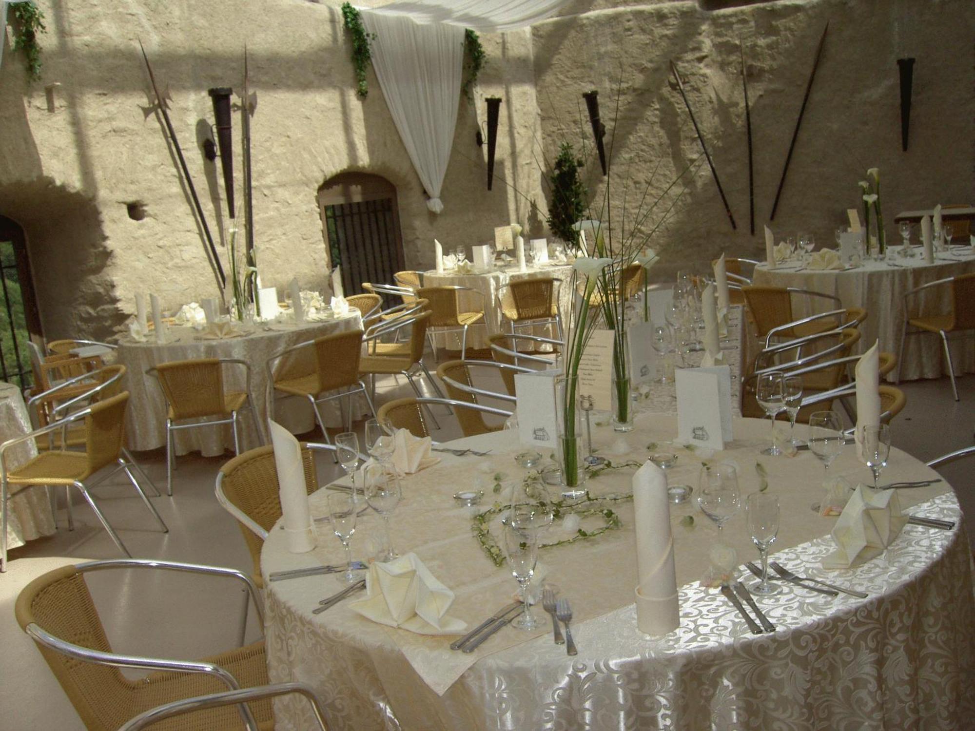 Hotel-Restaurant Zur Krone Loehnberg Ресторан фото